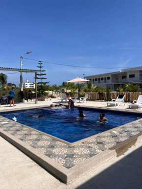 Hosteria La Veleta, Playas